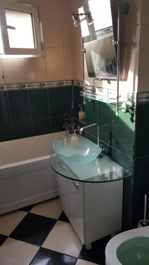 Apartament B Orizont Bacau Ngoại thất bức ảnh