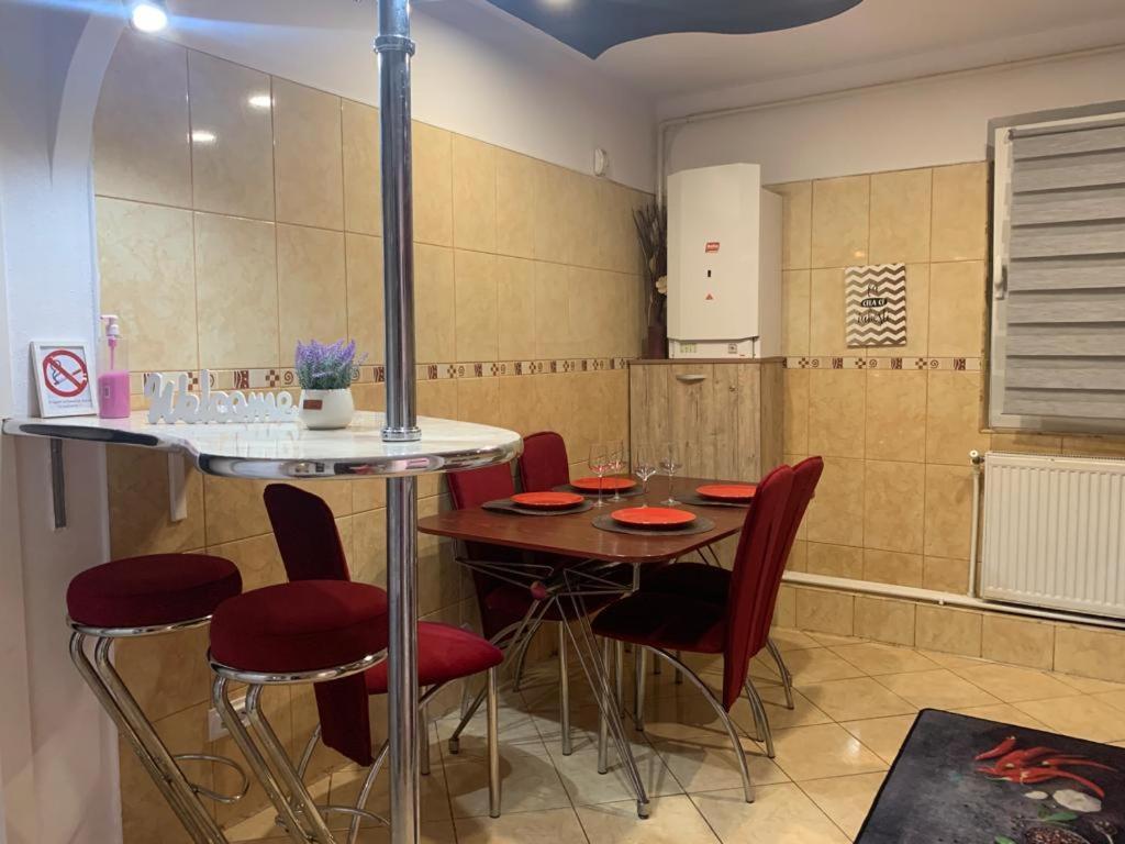 Apartament B Orizont Bacau Ngoại thất bức ảnh